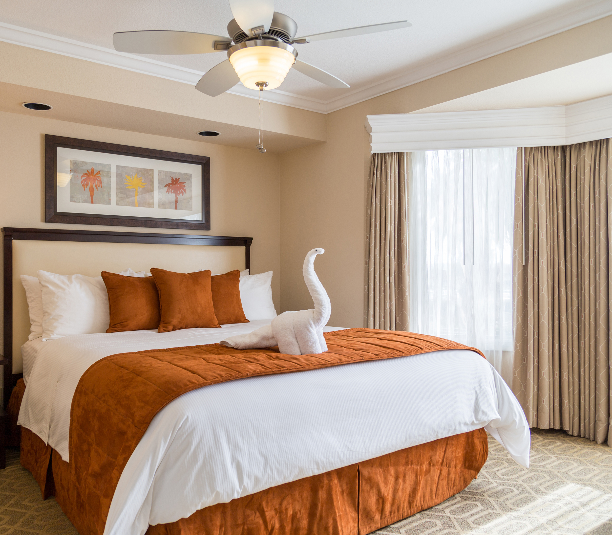 Coronado Beach Resort bedroom